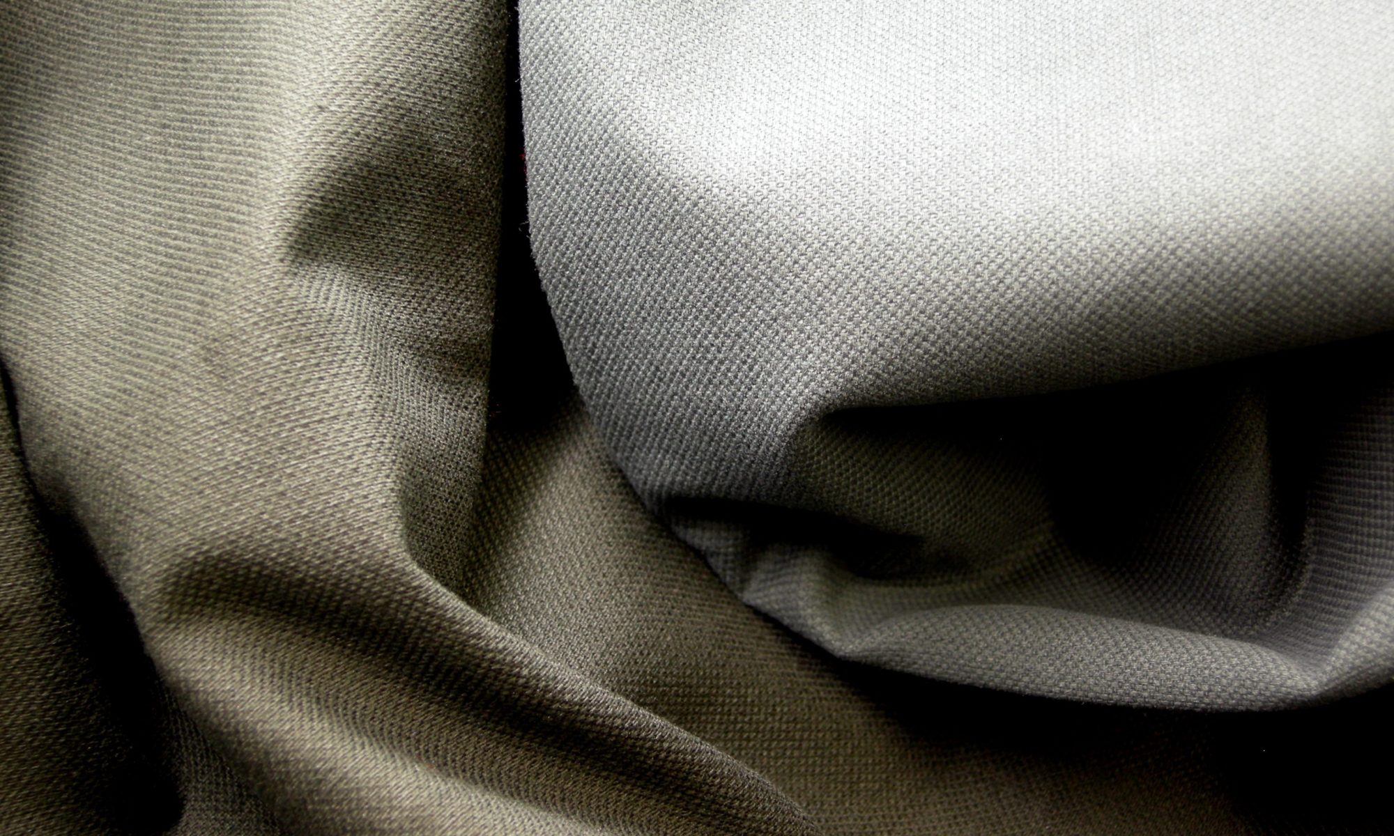 ART 7200 cotton matting jacket fabric WIDTH cm140 WEIGHT gr300 COMPOSITION 100 cotton - Blue 300mts – charcoal 200mts