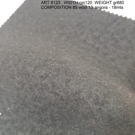 ART 8123 WIDTH cm120 WEIGHT gr880 COMPOSITION 85 wool 15 angora - 18mts